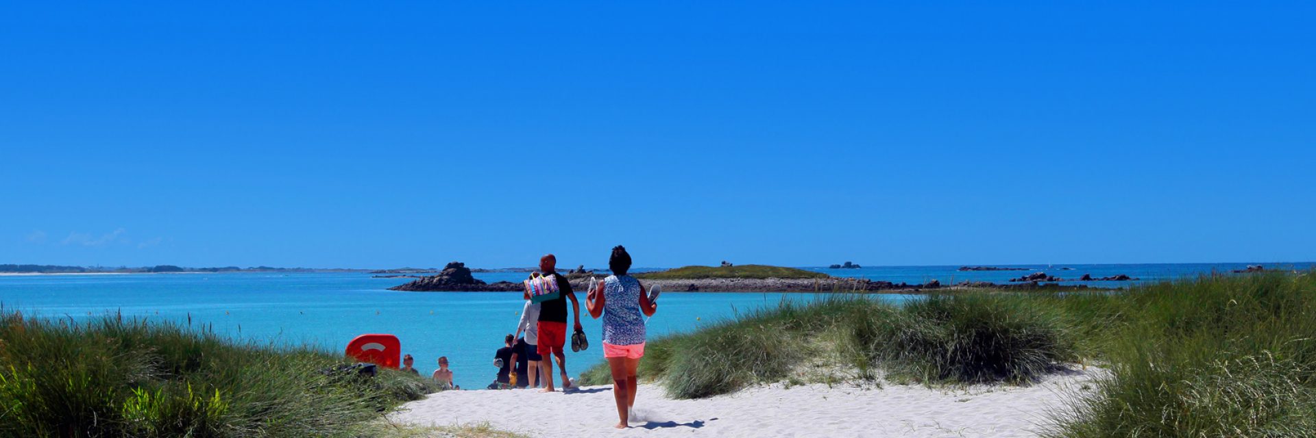 Profiter de la plage en accès direct depuis le camping des Abers